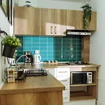 Cosy Close To Mall Bucarest