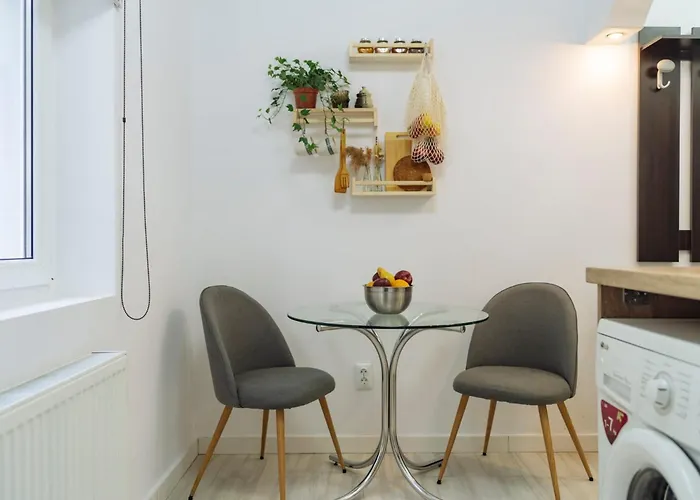 Cosy Close To Mall *